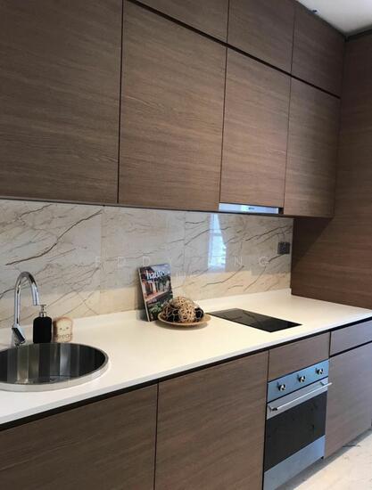 QUEENS PEAK photo 3