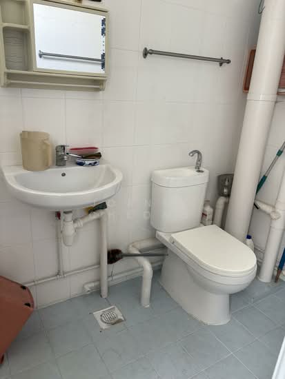 221 YISHUN STREET 21 photo 3