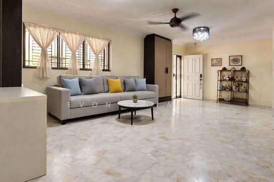 926 Tampines Street 91 image 1 of 5