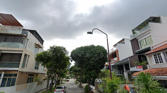 D19 Kovan large land and frontage perfect for rebuild image 1 of 3