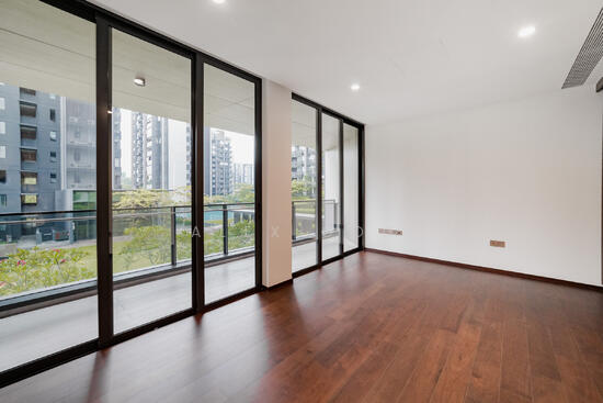 LEEDON GREEN photo 3