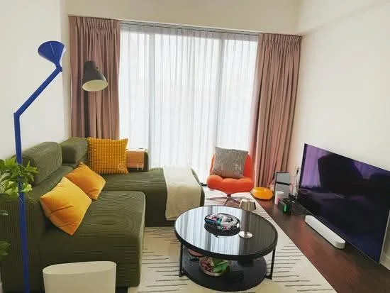D'Leedon image 1 of 10