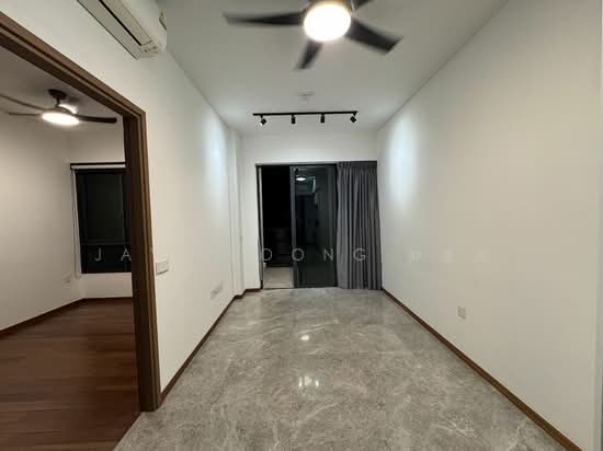 Fourth Avenue Residences photo 5