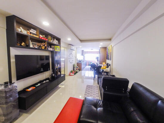 587 ANG MO KIO AVENUE 3