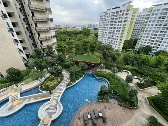 Sengkang Grand Residences image 1 of 10