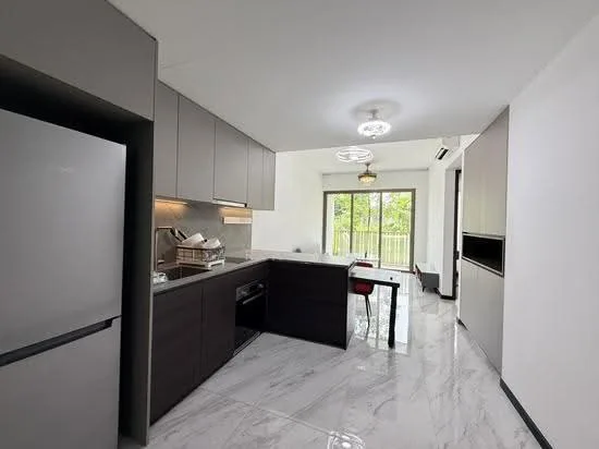 Pasir Ris 8 image 1 of 7