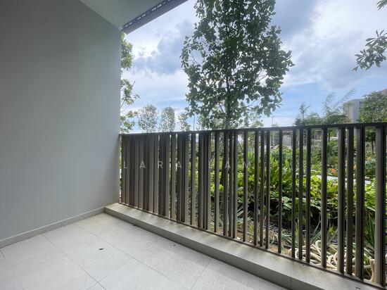 Pasir Ris 8 photo 4
