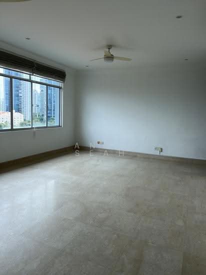 Balmoral Residences photo 2