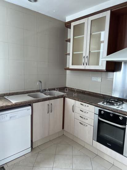 Balmoral Residences photo 6