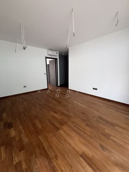 HILLVIEW VILLAS photo 2