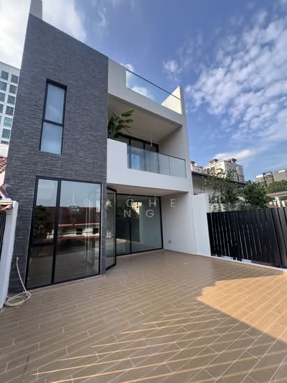 HILLVIEW VILLAS photo 4