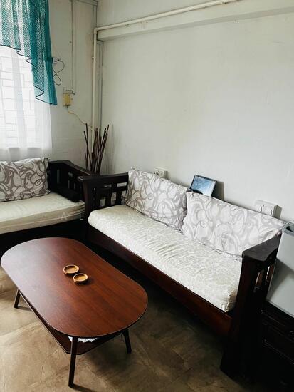 4 UPPER ALJUNIED LANE