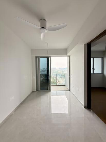 Grand Dunman image 1 of 9