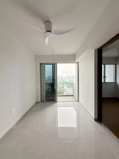 Grand Dunman image 1 of 9