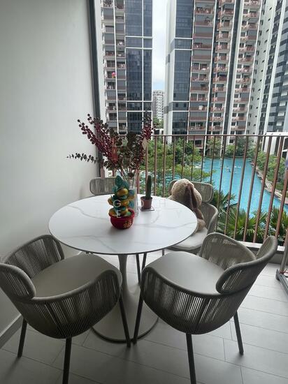 RIVERFRONT RESIDENCES image 1 of 7