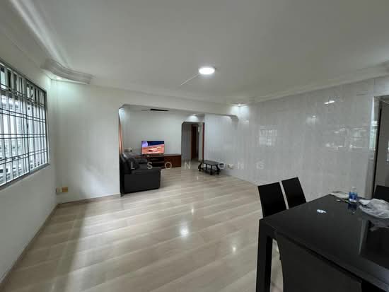 131 RIVERVALE STREET image 1 of 10