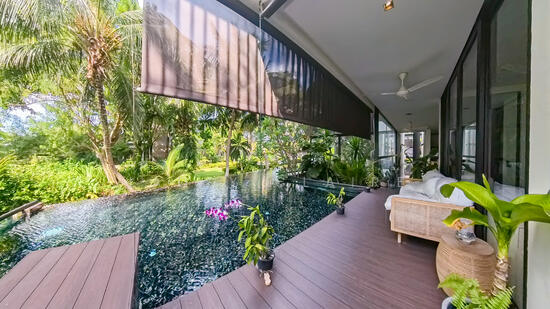 Lakeshore View photo 2