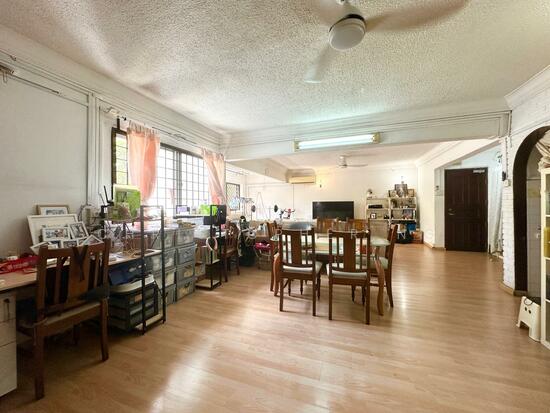236 LORONG 1 TOA PAYOH photo 2