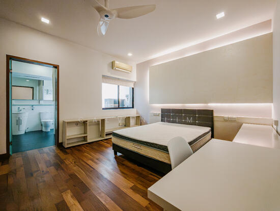Townhouse Apartments photo 3
