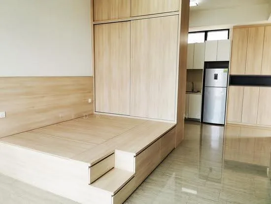 Stratum image 1 of 10