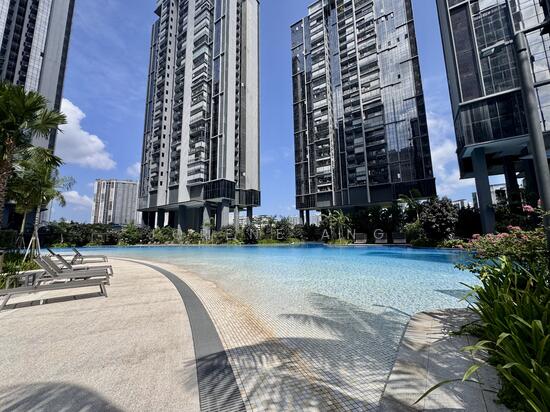 PARC CLEMATIS photo 3
