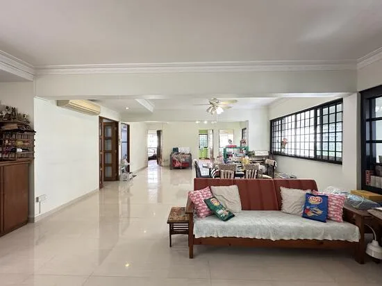 326 Yishun Ring Road image 1 of 10