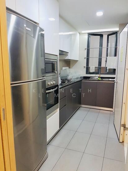 HEDGES PARK CONDOMINIUM photo 3