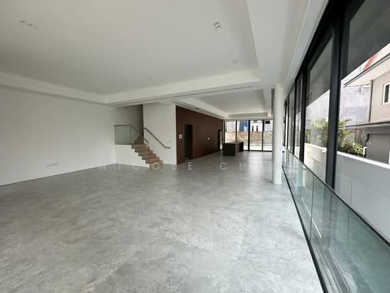 Seletar Hills Estate photo 2