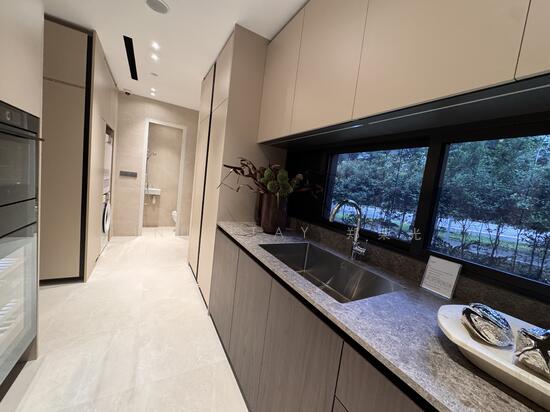 Upperhouse at Orchard Boulevard photo 6
