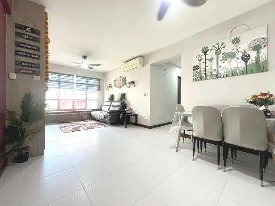 178C Rivervale Crescent image 1 of 10