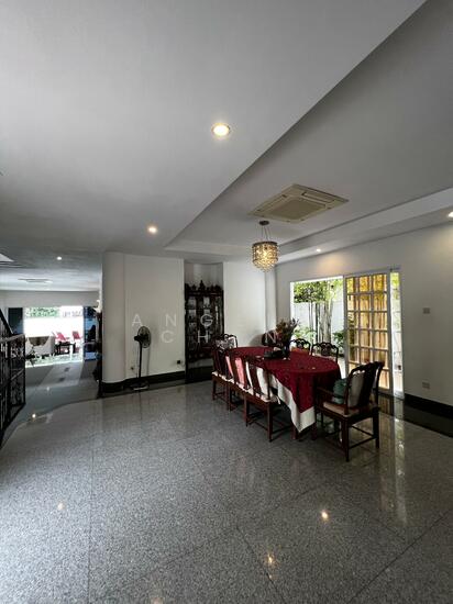 JALAN SENANDONG photo 4