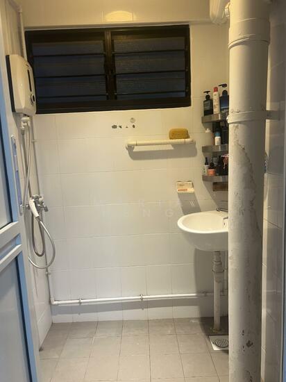 124 YISHUN STREET 11 photo 2