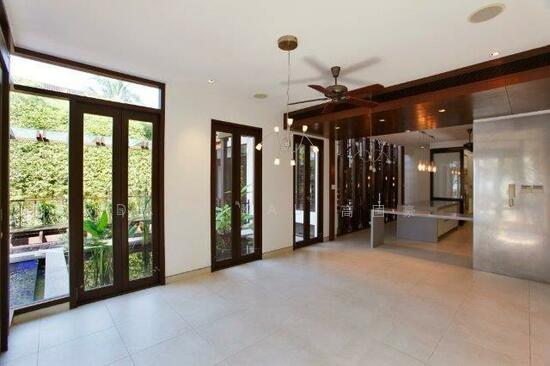 Sentosa Cove photo 5