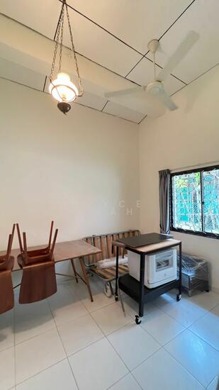 Yio Chu kang photo 3