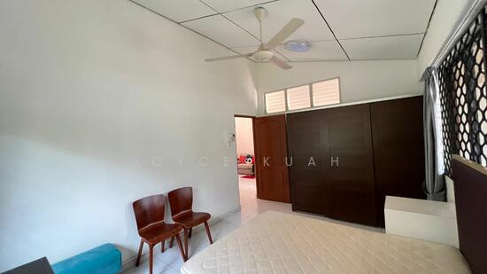 Yio Chu kang photo 6