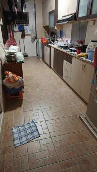 480 SEMBAWANG DRIVE photo 5