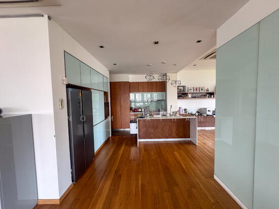 72 GRANGE ROAD photo 6
