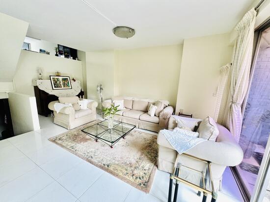 Watten Hill Condo image 1 of 8