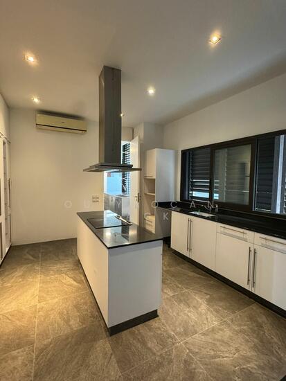 Coronation Road West photo 5