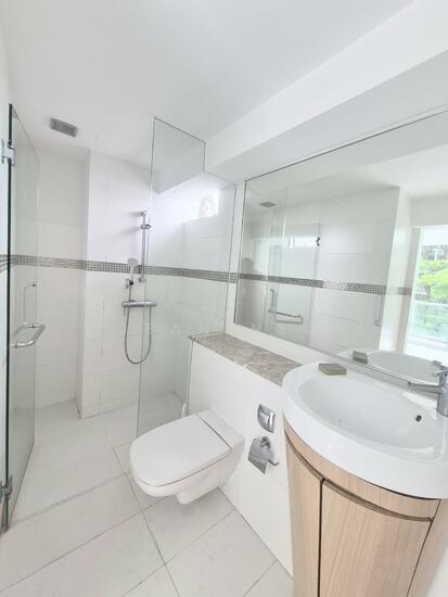 ONE-NORTH RESIDENCES photo 2