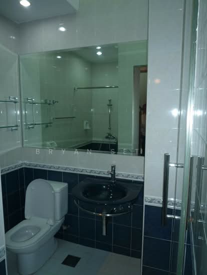 Highgate Crescent photo 5