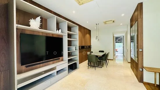 Este Villa image 1 of 7