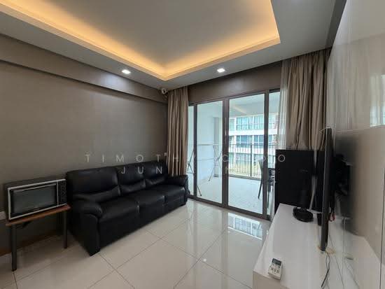 520B TAMPINES CENTRAL 8 photo 3