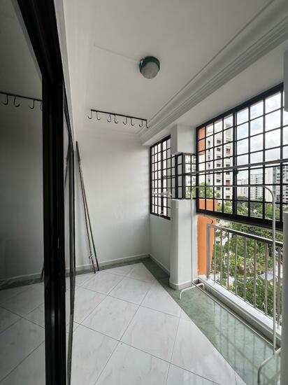 241 COMPASSVALE WALK