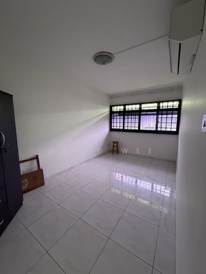 241 COMPASSVALE WALK photo 4