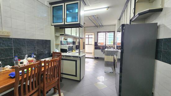 422 ANG MO KIO AVENUE 3 photo 3