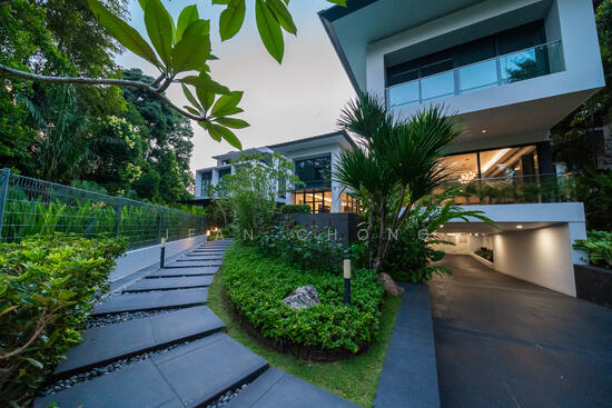 A Rare Masterpiece in Prestigious D10 GCB Enclave photo 5
