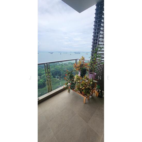 SEASIDE RESIDENCES photo 2