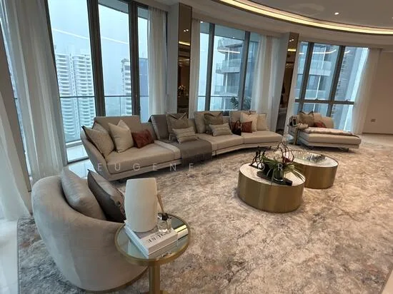 !!! Centrally Located !!! Luxury Living !!! Rare and Prestigious !!! image 1 of 7