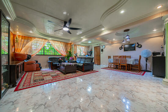 627 HOUGANG AVENUE 8